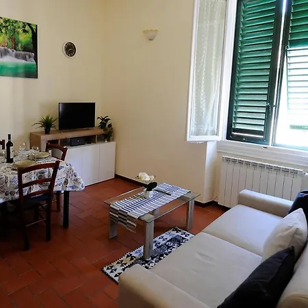 Bronzino Guest Home - Appartamento Privato Florenz Exterior foto